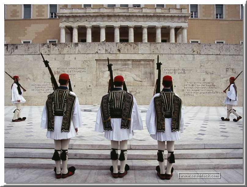 tomb_of_the_unknown_soldier_athens.jpg